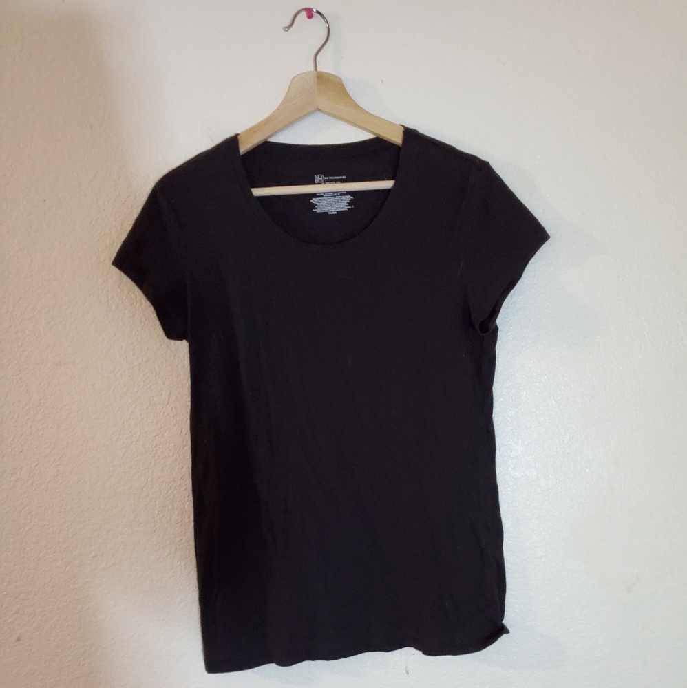 Black t-shirt
